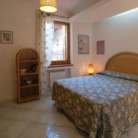 ヴィラ La Violetta