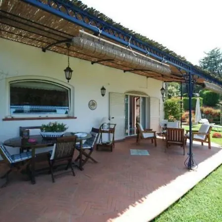 ヴィラ La Violetta *